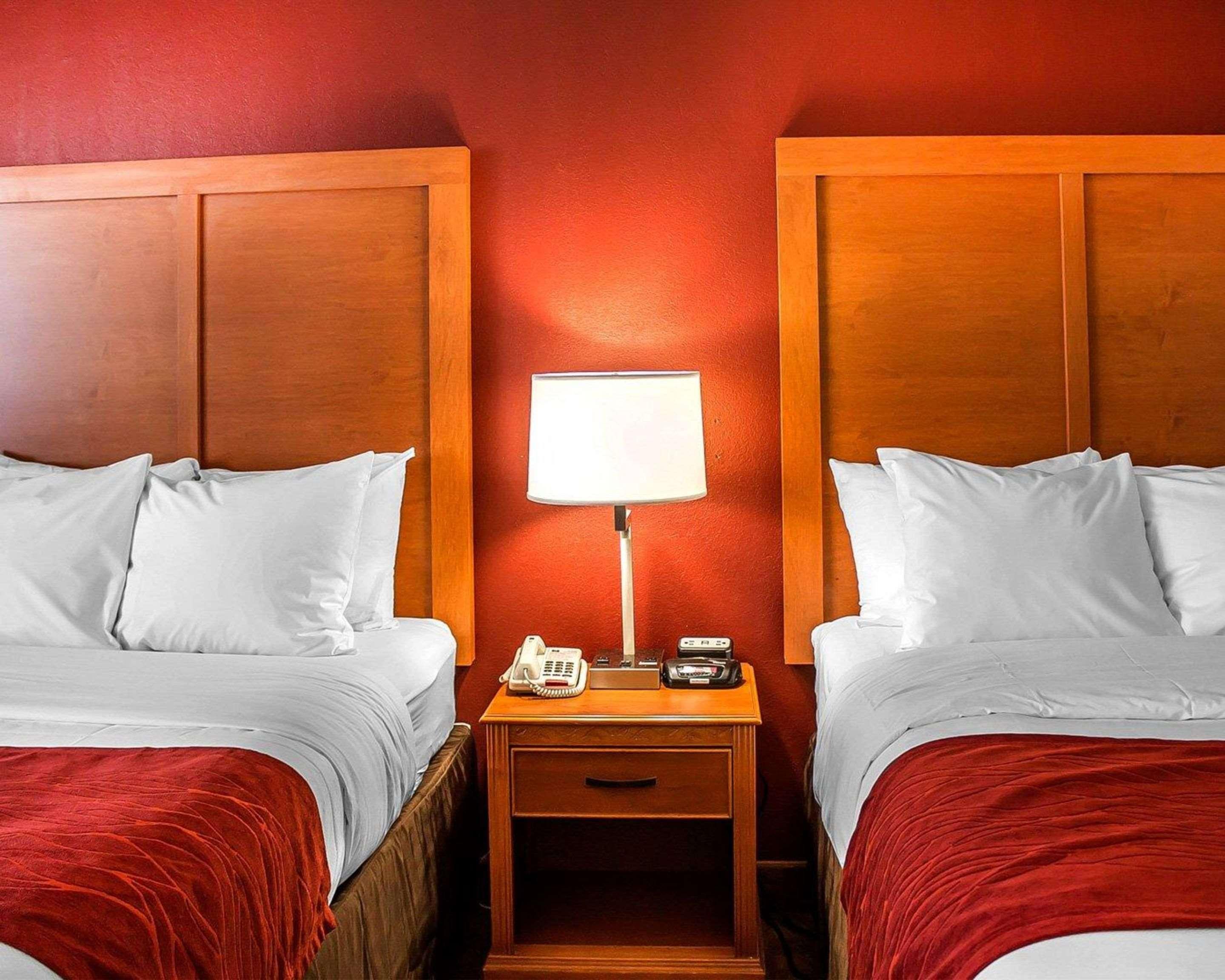 Quality Inn Лайма Екстер'єр фото