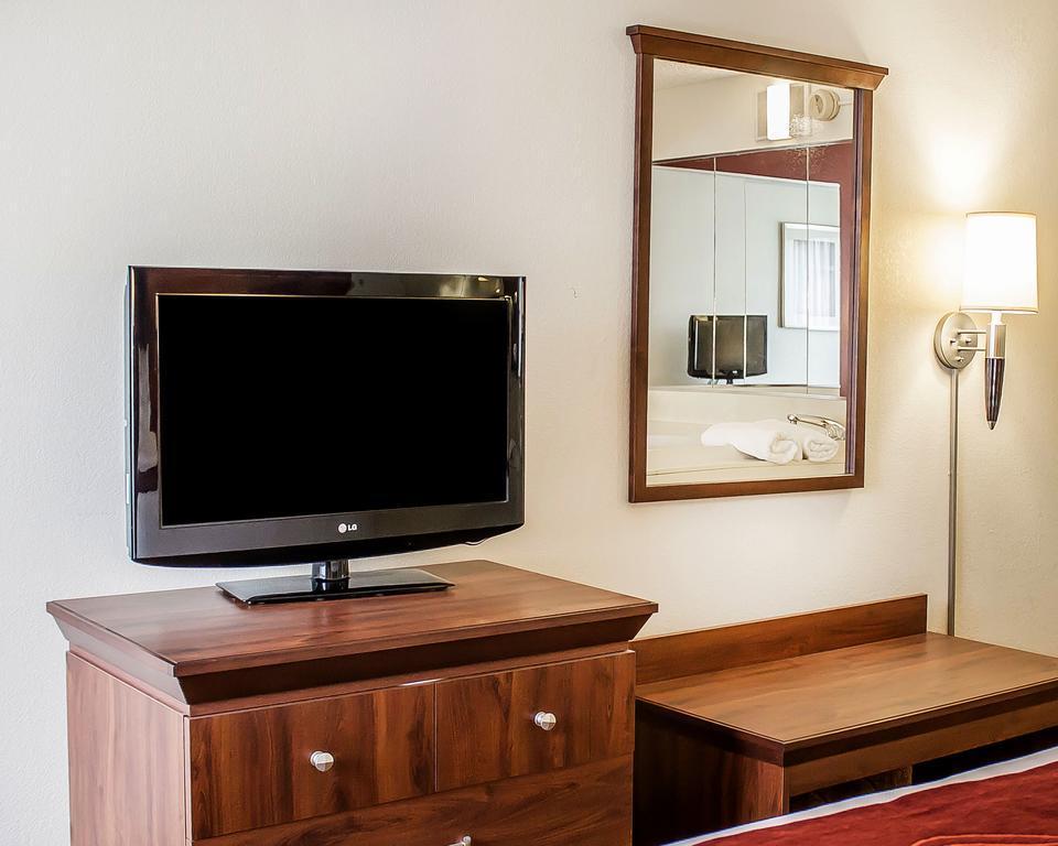 Quality Inn Лайма Екстер'єр фото