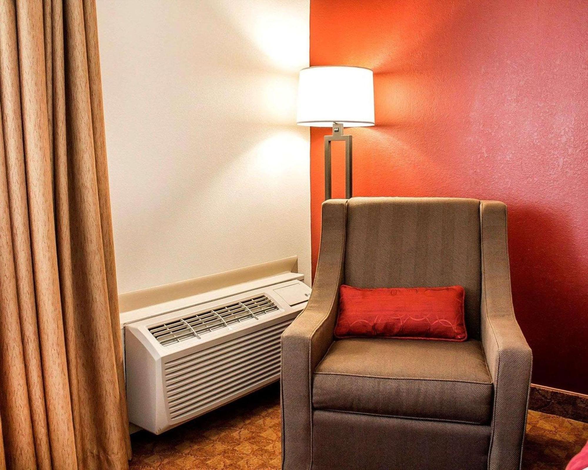 Quality Inn Лайма Екстер'єр фото